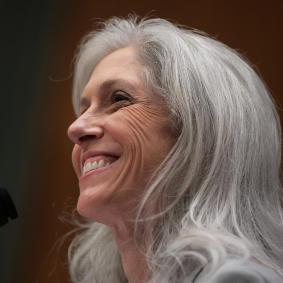 Tramp smenio direktorku Centra za kontrolu i prevenciju bolesti: Nastao haos FOTO/VIDEO