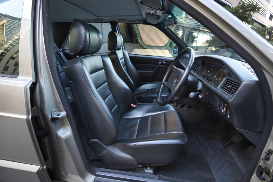 Automobil koji je lansirao legendu: Senin Mercedes ide na aukciju FOTO