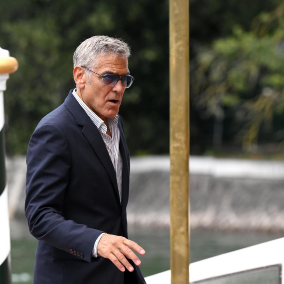 Bolestan Džordž Kluni: Otkazao sve obaveze VIDEO