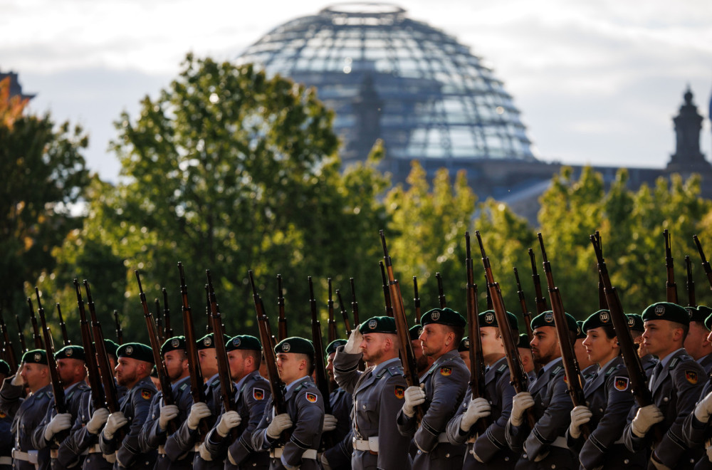 Nemačka preuzima NATO?