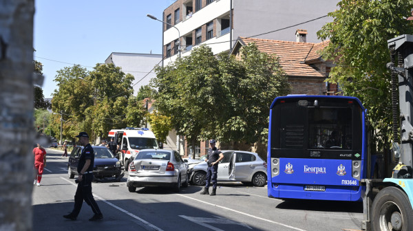 VJT podiglo optužnicu protiv vozača autobusa koji je usmrtio maloletnicu na pešačkom prelazu u Zemunu FOTO
