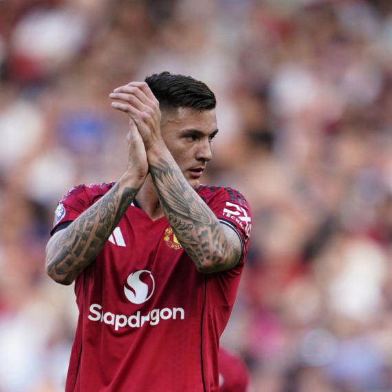 Šeškove makazice protiv Grimzbija slika i prilika Junajteda i svih njegovih promašaja