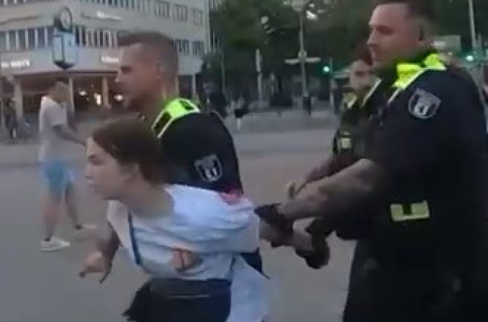 Uhapšena devojčica: Nemačka policija ne toleriše divljanje na protestima VIDEO
