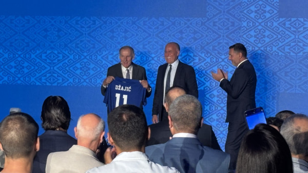 Džajić podsetio na 1968. i rušenje Engleza - Radujko bi pelcer od košarkaša