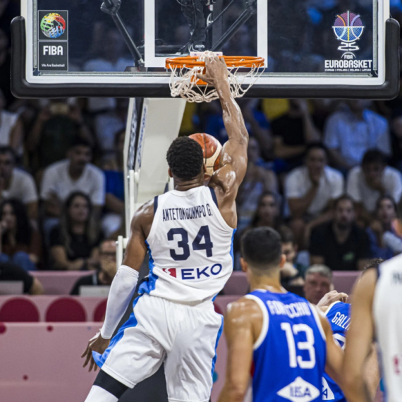 Adetokumbo srušio Italiju – Grčka upisala prvu pobedu VIDEO