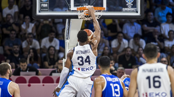 Adetokumbo srušio Italiju – Grčka upisala prvu pobedu VIDEO