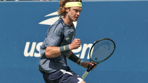 Rubljev prošao posle četiri seta