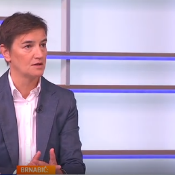 Brnabić o blokaderima: Kriju svoja lica, nemaju šta da ponude; Jedina vizija im je nasilje VIDEO