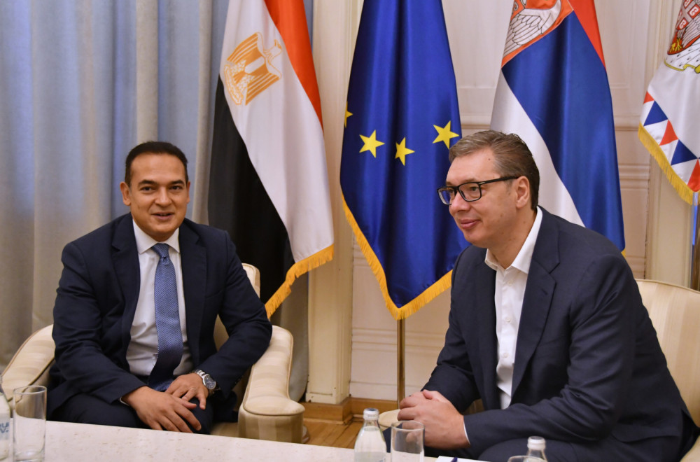 Vučić primio u oproštajnu posetu ambasadorku Libana i ambasadora Arapske Republike Egipat