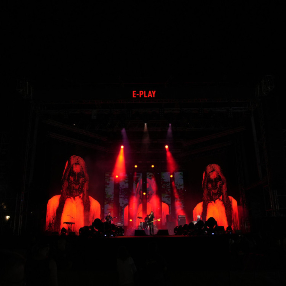 Počeo Belgrade Beer Fest – Othodox Celts, Osvajači i E – Play otvorili najveći rok spektakl u regionu