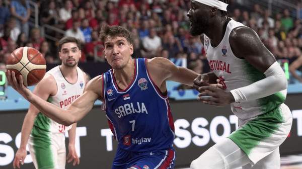 Trenutak kada se Bogdan povredio – poznato i stanje kapitena! VIDEO