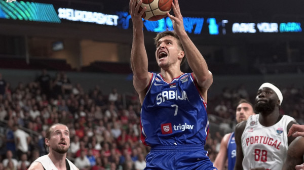 Bogdan dočekao saigrače – doktor poručuje: "To bi značilo da se sumnja na rupturu" VIDEO