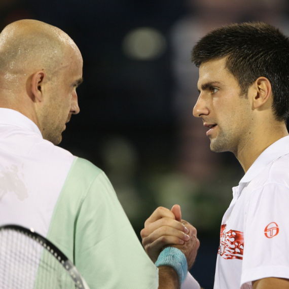 Federer i Nadal su odmah "precrtali" Đokovića – Novak otkrio ko je bio tu za njega