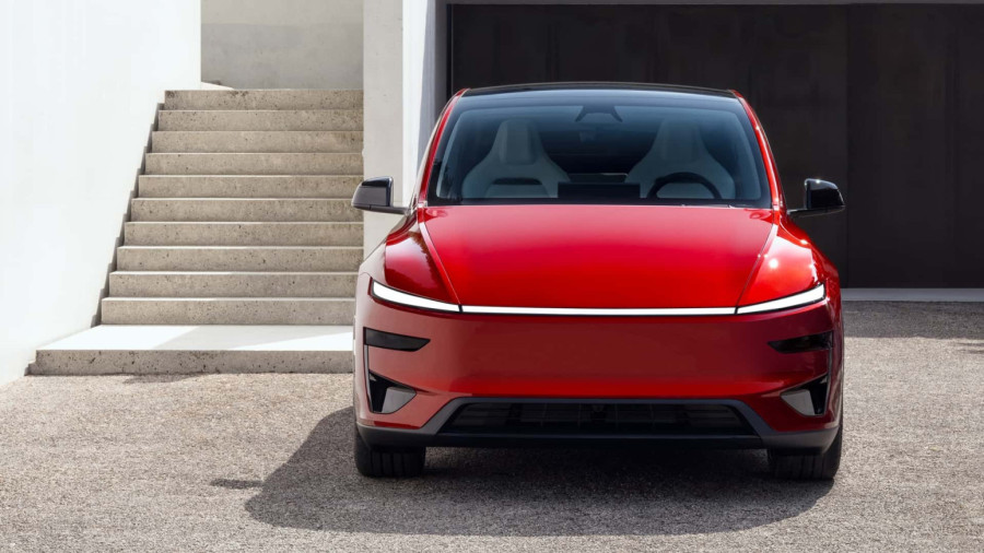 Slamka spasa: Tesla Model Y Performance predstavljen u Evropi! FOTO