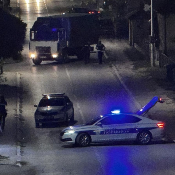 Sudarili se kamion i policijsko vozilo u Arilju FOTO