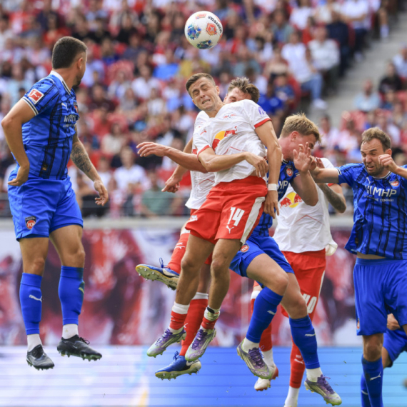 Nedeljkoviću mrvice, Maksimoviću ni to – Lajpcig "preboleo" Bajern