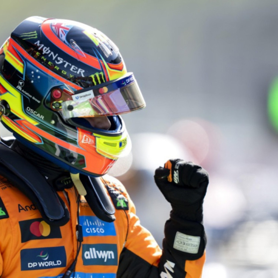 Pjastriju pol u Holandiji – odmah iza su kolega i šampion