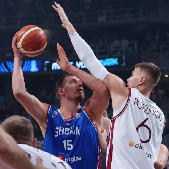 Magija i rekord Jokića za novu pobedu Srbije na Evrobasketu!