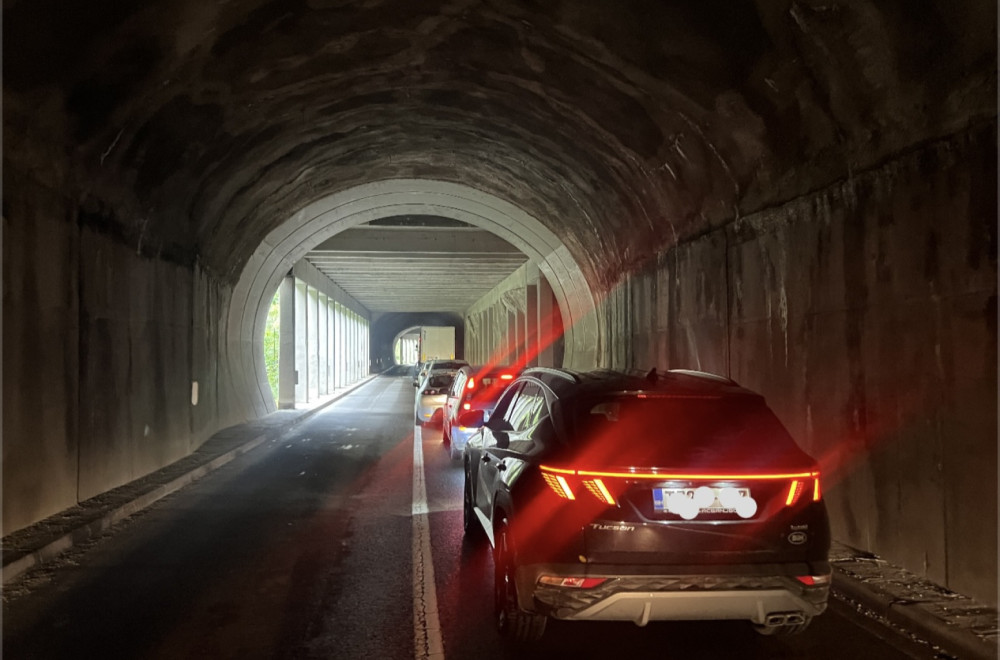 Kolaps na granici: Formirala se kolona duga 15 kilometara; Uzrok je neobična situacija FOTO