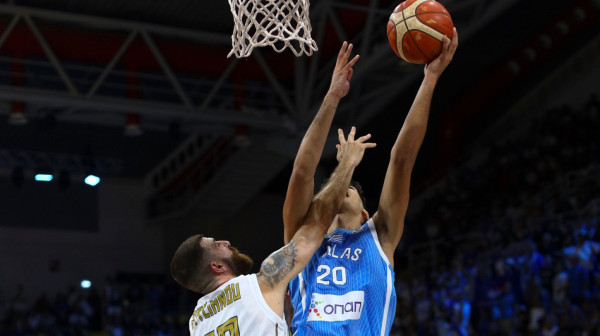 Grčka "razmontirala" Kipar u istorijskom meču