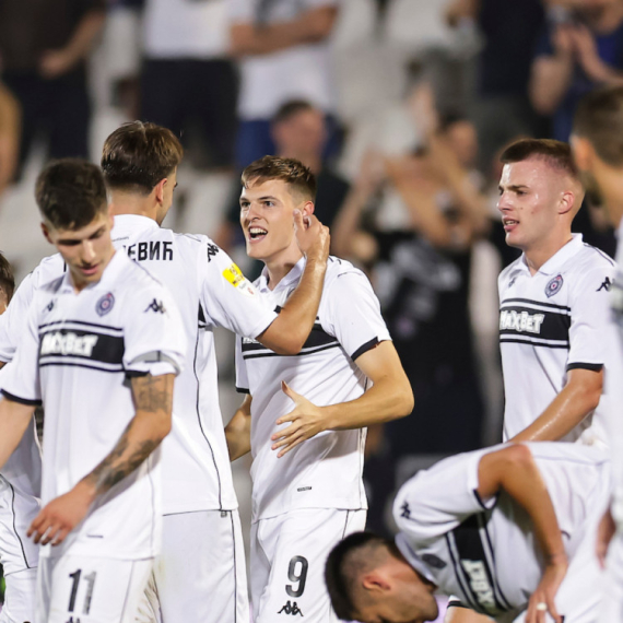 Radnik mučio Partizan, a onda se duh Dragana Mancea javio u Andreju Kostiću