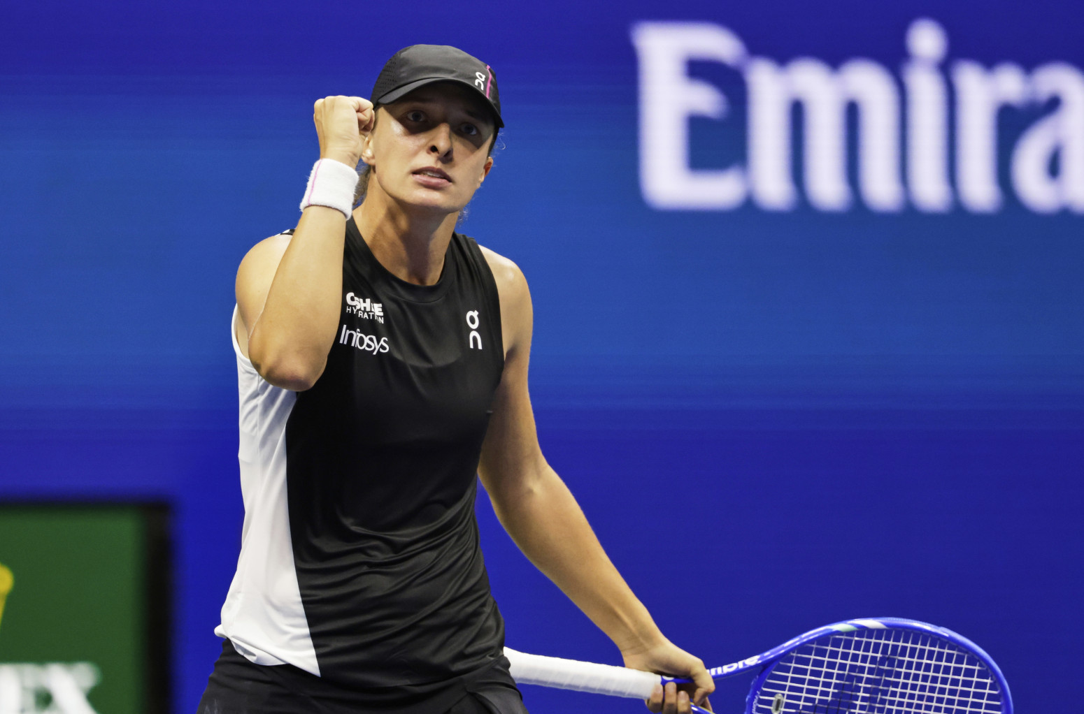 Švjontek u istom danu od četvrtfinala stigla do finala