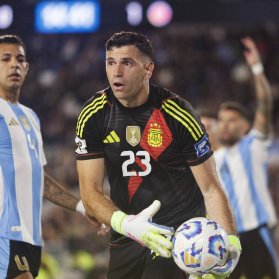 Junajted opet gleda ka Argentincu