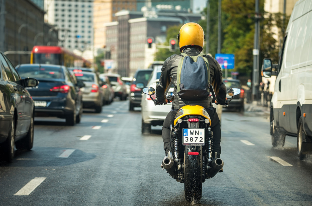 Kako se čita saobraćaj sa motocikla?