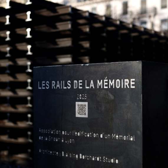 U Francuskoj oskrnavljen spomenik žrtvama Holokausta FOTO