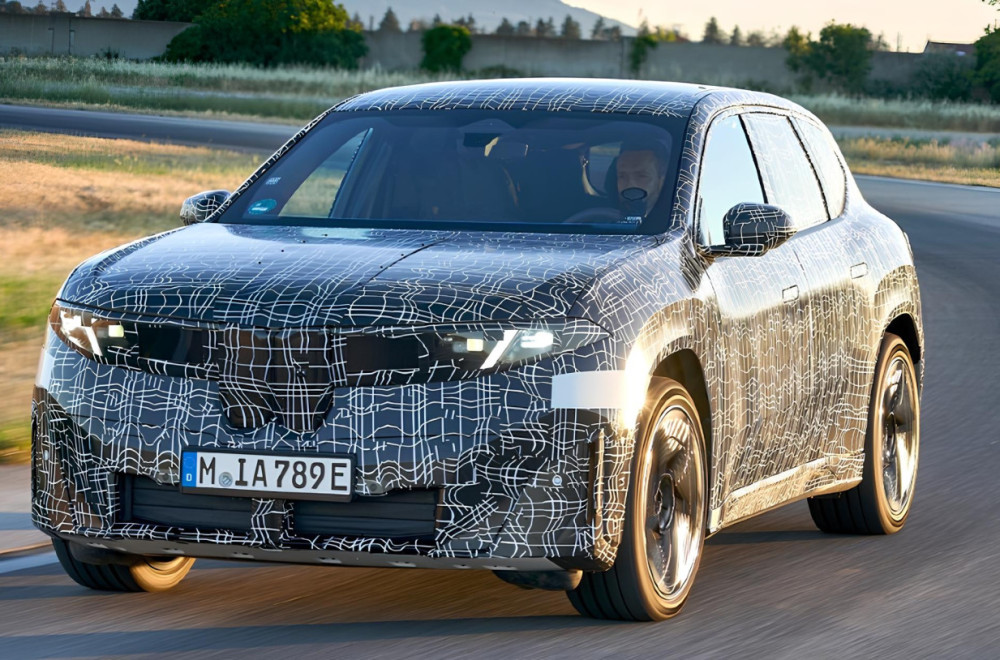 Prototip novog BMW-a sudario se sa autobusom – više povređenih FOTO/VIDEO