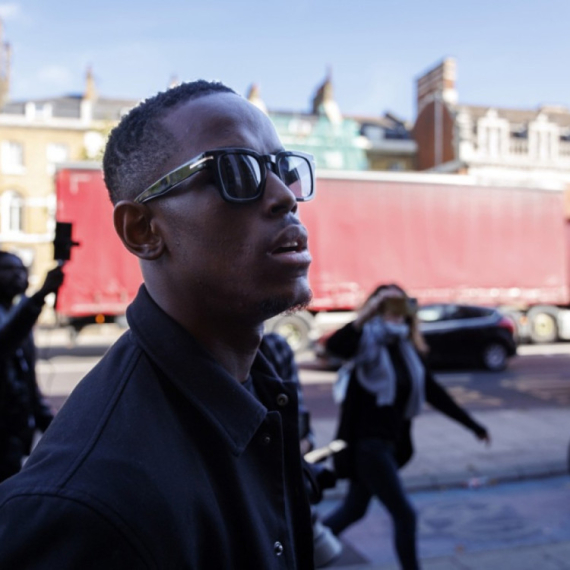 Glumac optužen za dva silovanja pušten na uslovnu slobodu