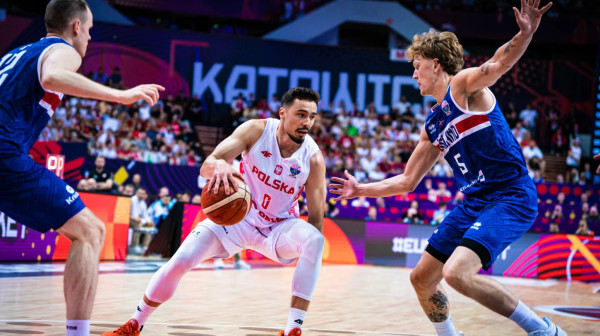 Poljaci serijom od 11:0 preživeli dramu protiv Islanda –  Lojd i Ponitka blistali!