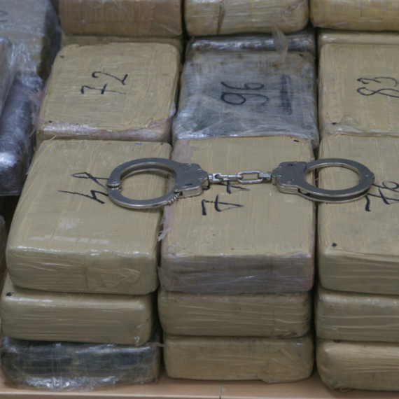 Zaplenjeno 1,2 tone kokaina