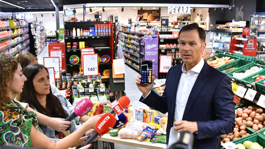 Od danas snižene cene; Mali u kupovini: Račun prošle nedelje iznosio 4.991,92 dinara, evo koliko je sada FOTO