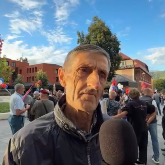 Otišao sam u penziju sa 26.000, sad imam preko 50! Meštanin Bajine Bašte: Zadovoljan sam, živeo Vučić VIDEO