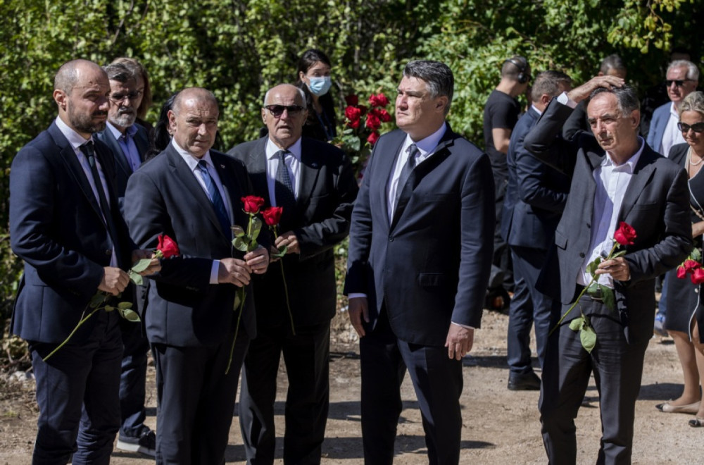 "Strah me za Hrvatsku"