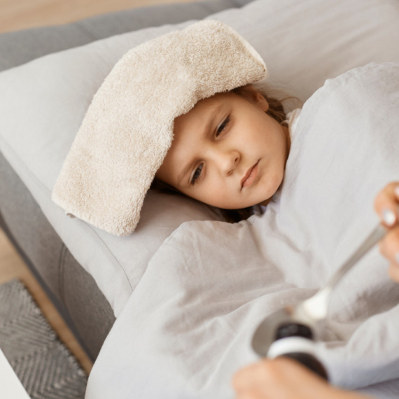 Bebe i deca najugroženiji: Raste broj zaraženih u Srbiji