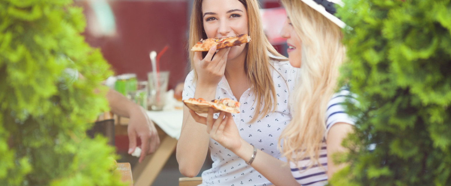 Turistkinje nisu platile račun u piceriji: Vlasnica ih našla, evo šta im je uradila VIDEO