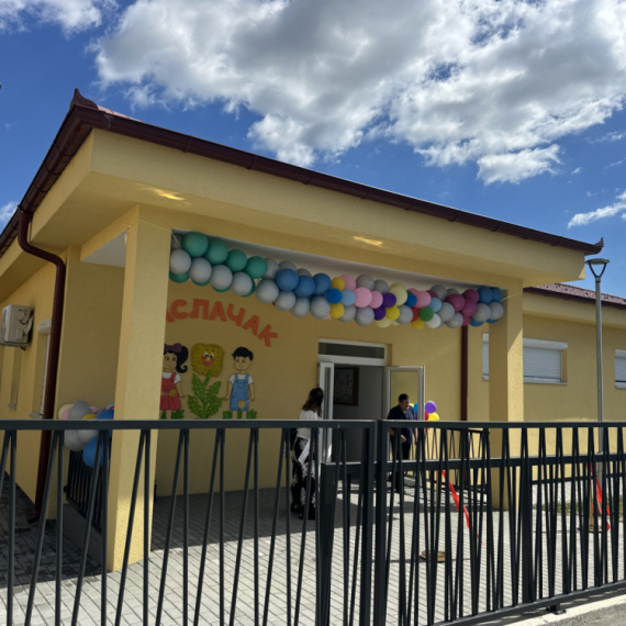 Oduševljeni roditelji i deca: Otvoren vrtić Maslačak FOTO/VIDEO