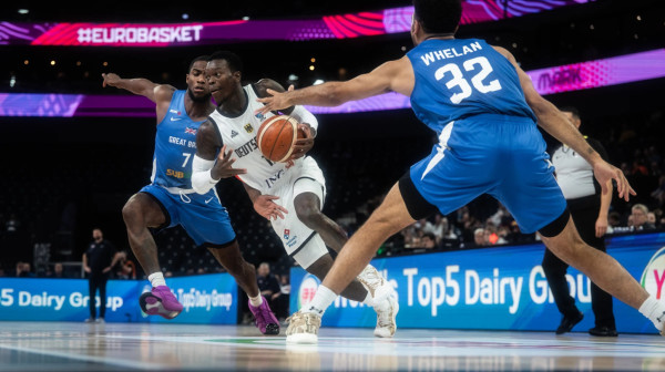 Nemci ubili Boga u Britancima – 63 razlike!