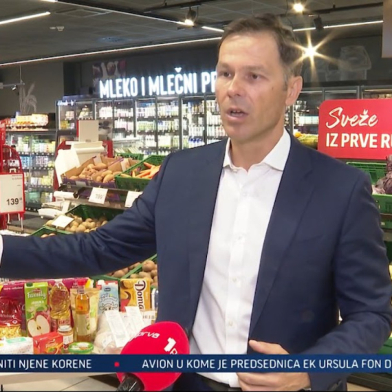 Cene idu dole, plate i penzije idu gore; Mali: Građani će značajno uštedeti VIDEO