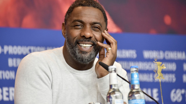 Idris Elba uspeo što niko pre njega nije: Premijer i predsednik u jednoj godini VIDEO