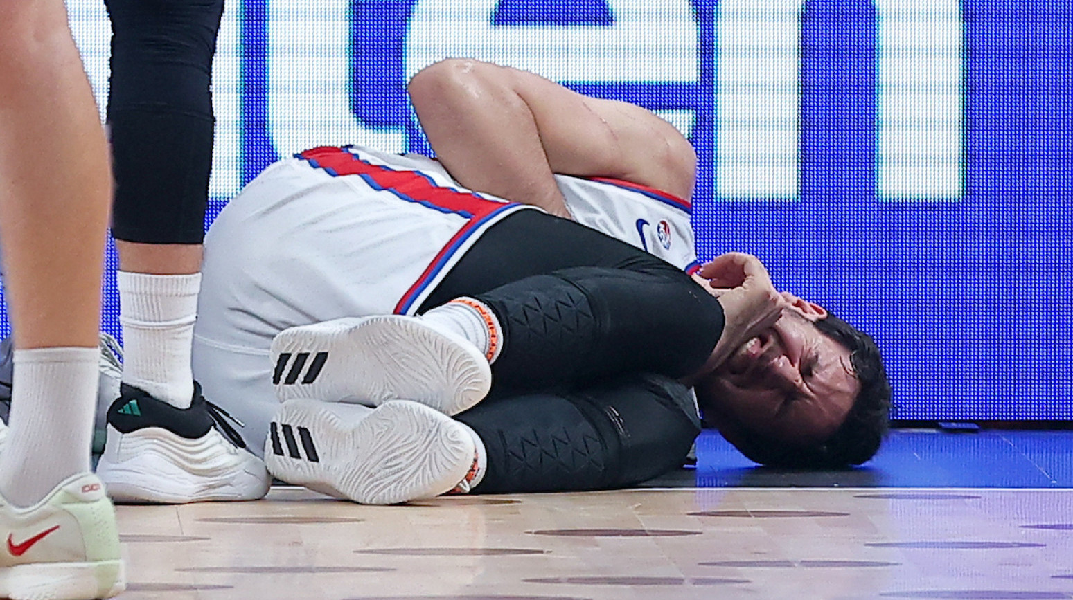 Micić se oglasio posle udarca u stomak