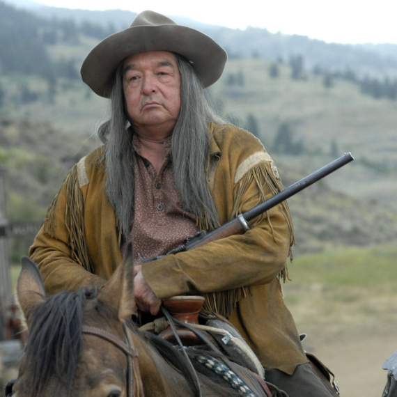 Umrla zvezda "Plesa sa vukovima"