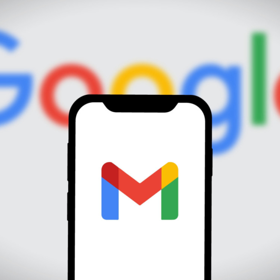 Oglasio se Google: "Potpuno netačno"