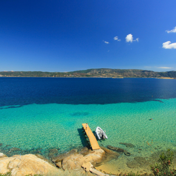 Ostrvo na Halkidikiju turistima oduzima dah: Sve češće ga biraju kao idealnu destinaciju FOTO