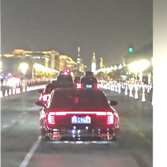 Vučiću ukazana velika čast u Kini: Ceo Peking stoji dok prolazi predsednik Srbije