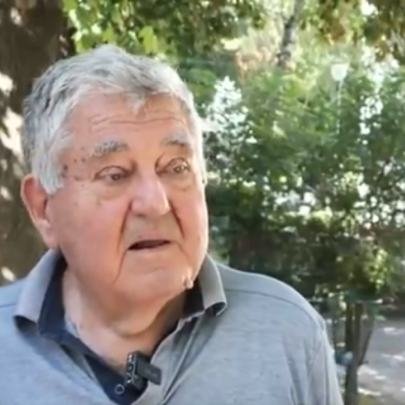 Građani Kule pozdravili ekonomske mere: Ovo je značajno ne samo za penzionere već za čitavo građanstvo VIDEO