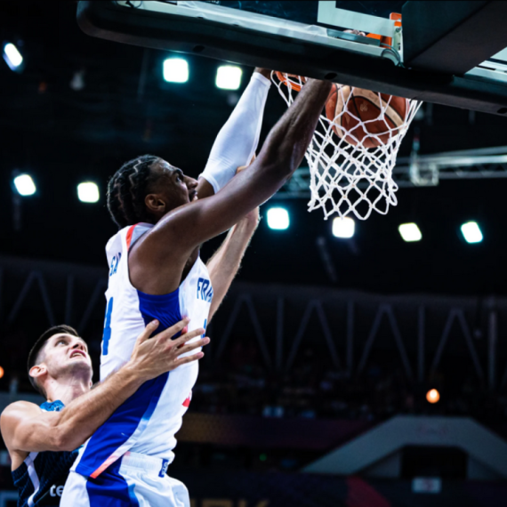Veliki udarac za Francusku – ostala bez NBA centra do kraja Evrobasketa!
