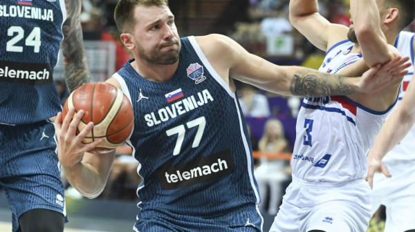 Slovenija preživela trojkaški plotun Islanda – Dončić odličan i kad ne blista